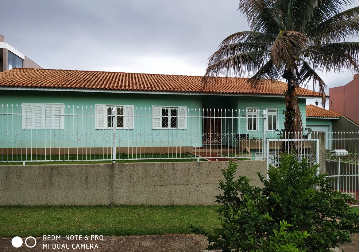 Casa no centro de Medianeira